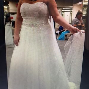 Oleg Cassini size 16